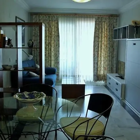 Apartament Milla De Oro *